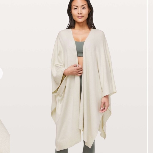 lululemon athletica Tops - Lululemon Free To Coast Wrap